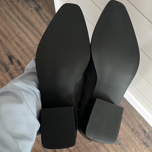 Brand New Steve Madden Suede Boot - Picture 5 of 12